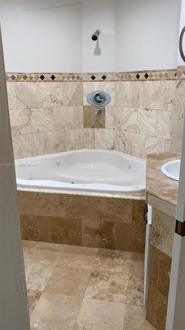 713 SW 10th St, Fort Lauderdale, FL 33315