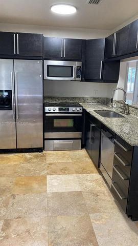 713 SW 10th St, Fort Lauderdale, FL 33315