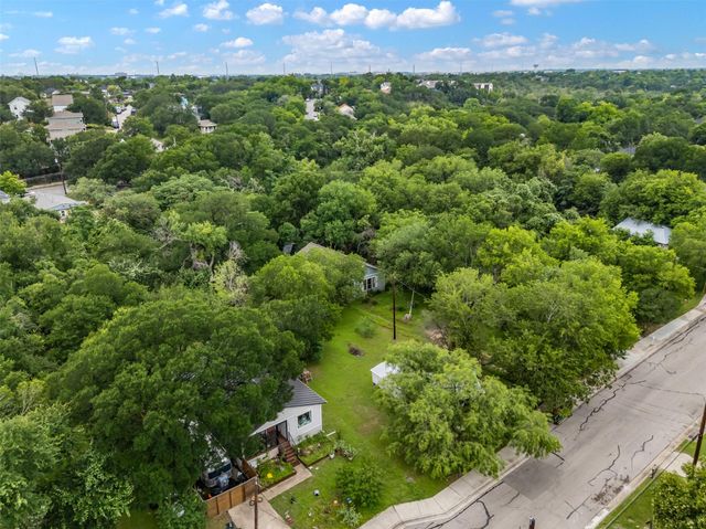 1132 Eleanor ST, Austin, TX 78721