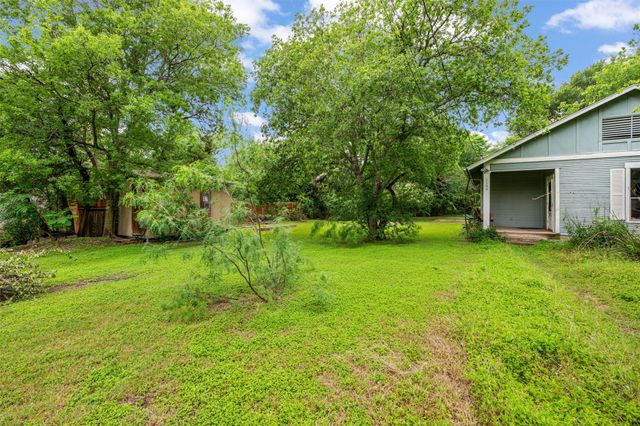 1132 Eleanor ST, Austin, TX 78721