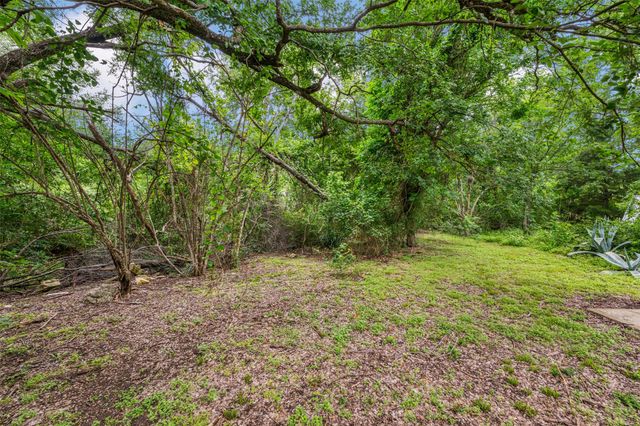 1132 Eleanor ST, Austin, TX 78721