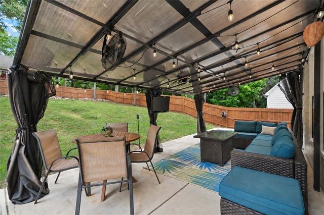 3138 NW Elmendorf Drive, Kennesaw, GA 30144