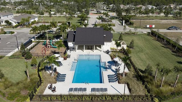 3594 SE Cedarstone Place, Port St. Lucie, Port St Lucie, FL 34984