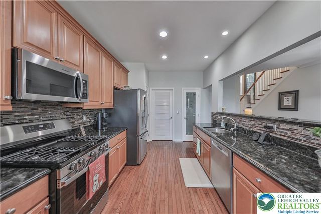 163 Muirfield Way, Williams Twp, PA 18042