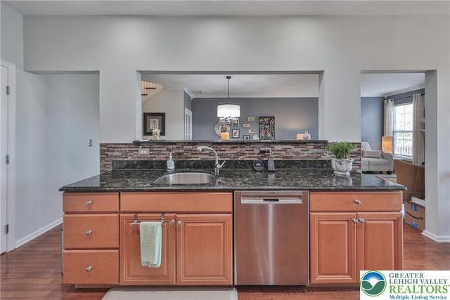 163 Muirfield Way, Williams Twp, PA 18042