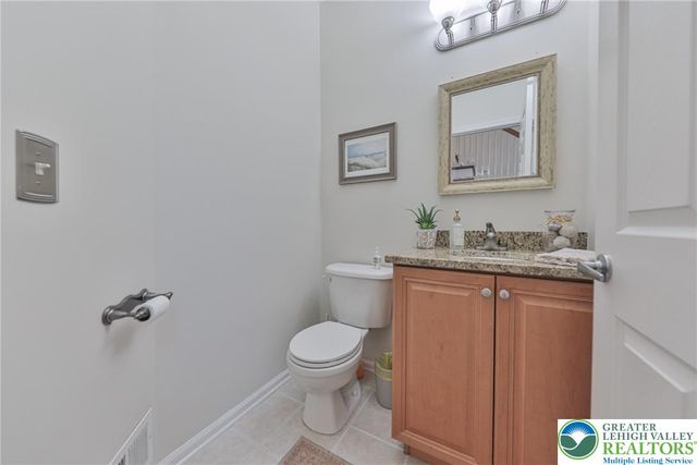 163 Muirfield Way, Williams Twp, PA 18042