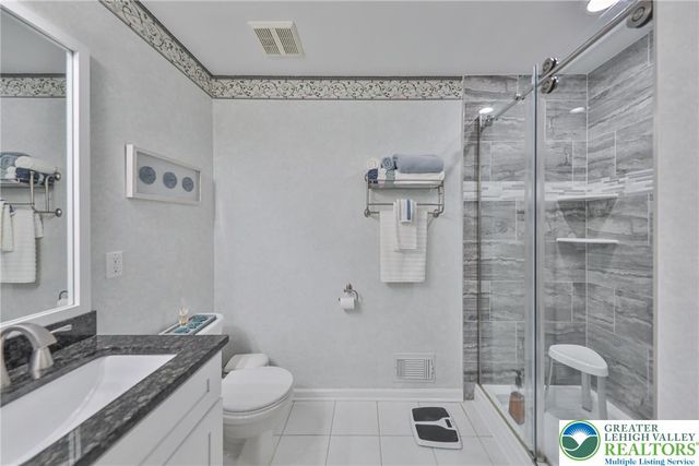 163 Muirfield Way, Williams Twp, PA 18042