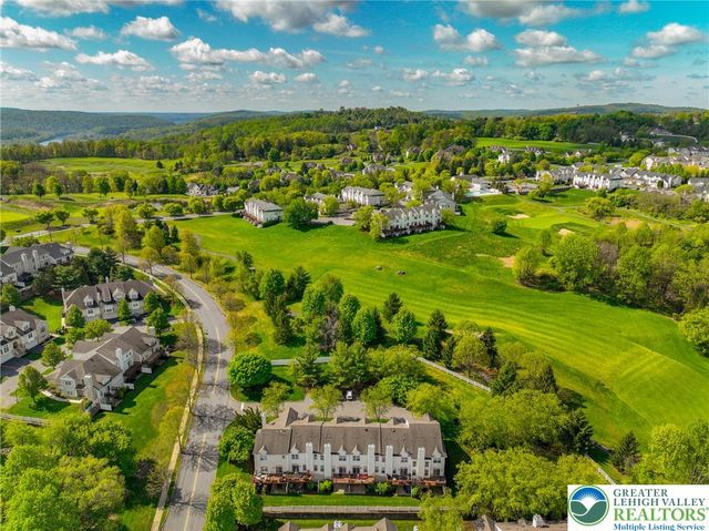 163 Muirfield Way, Williams Twp, PA 18042