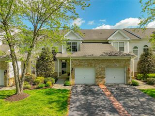 163 Muirfield Way, Williams Twp, PA 18042