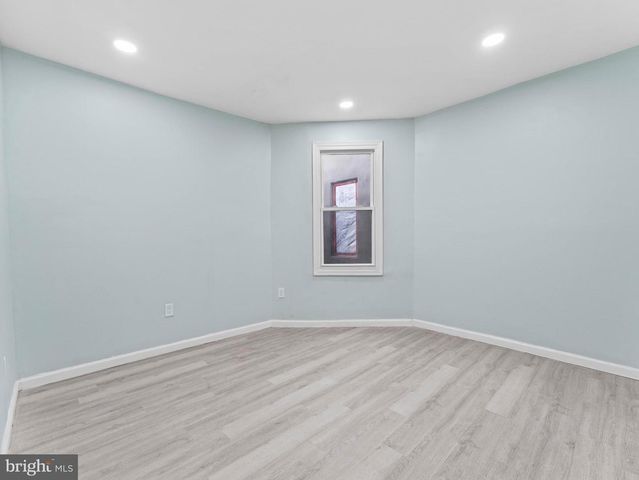 808 S 56TH ST, Philadelphia, PA 19143