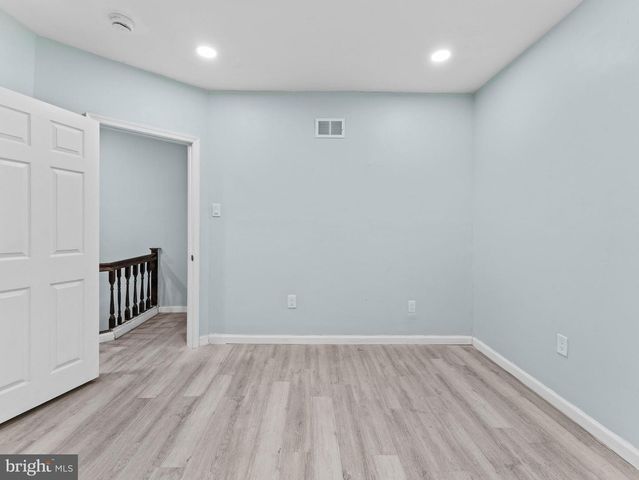 808 S 56TH ST, Philadelphia, PA 19143