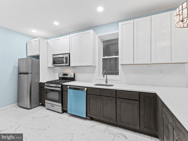 808 S 56TH ST, Philadelphia, PA 19143