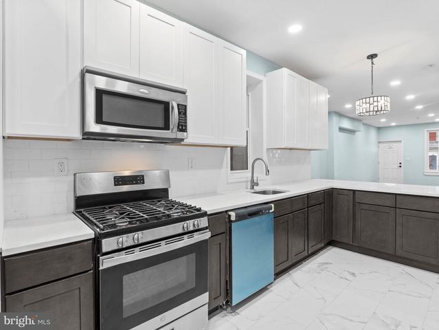 808 S 56TH ST, Philadelphia, PA 19143