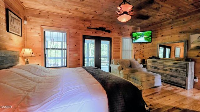 178 Wilton Springs Road, Newport, TN 37821