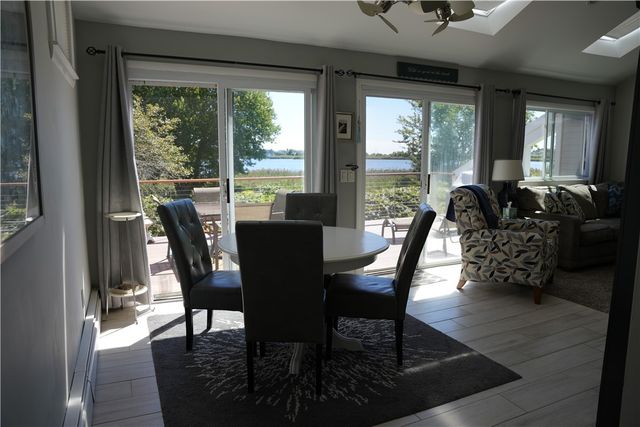 39 Lake Road, Narragansett, RI 02882