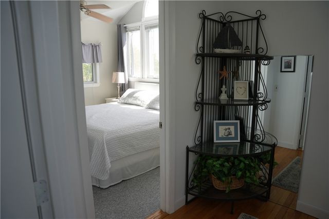 39 Lake Road, Narragansett, RI 02882
