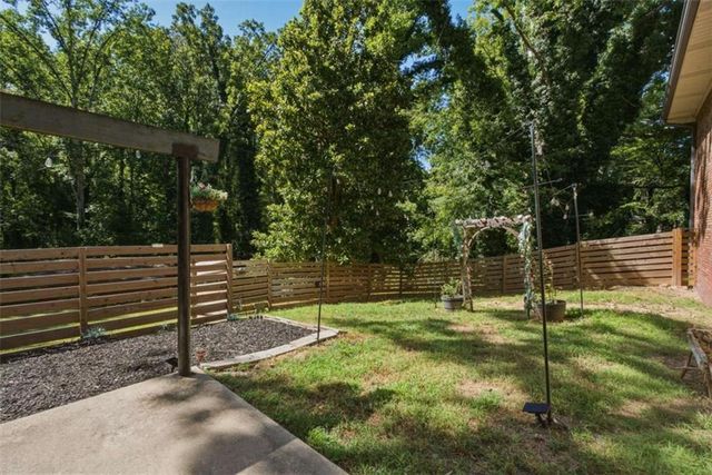 613 Holly Drive S, Gainesville, GA 30501