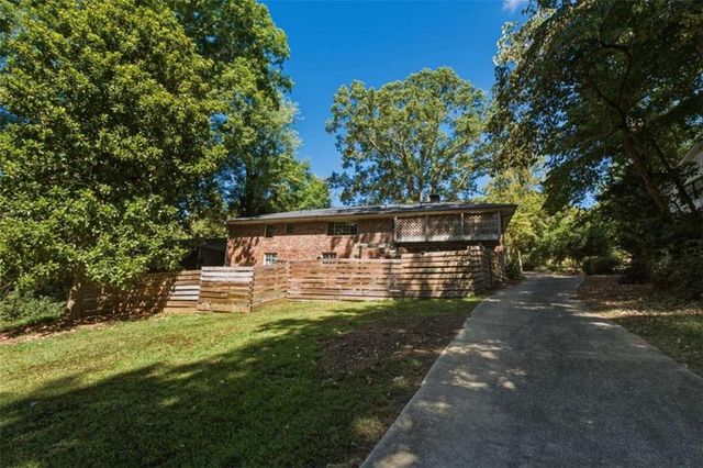 613 Holly Drive S, Gainesville, GA 30501