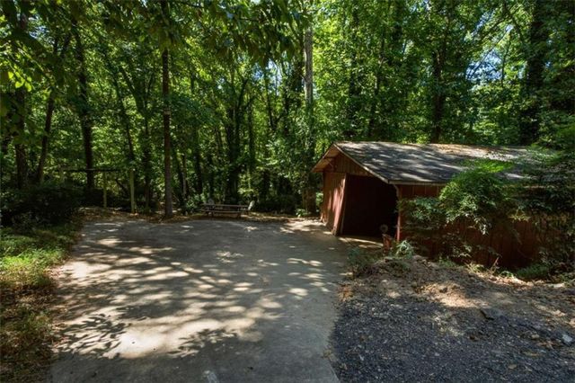 613 Holly Drive S, Gainesville, GA 30501