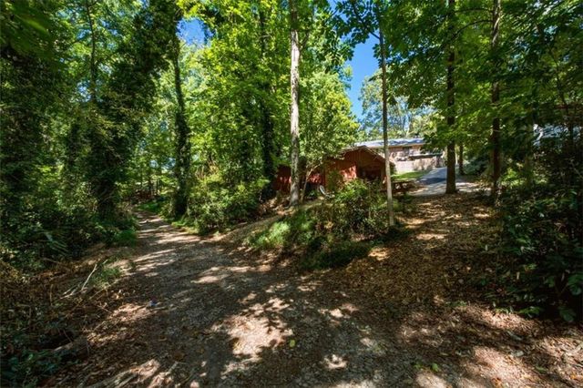 613 Holly Drive S, Gainesville, GA 30501