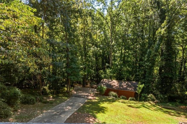 613 Holly Drive S, Gainesville, GA 30501