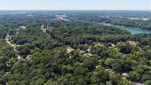 613 Holly Drive S, Gainesville, GA 30501