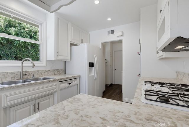 6911 E Septimo, Long Beach, CA 90815