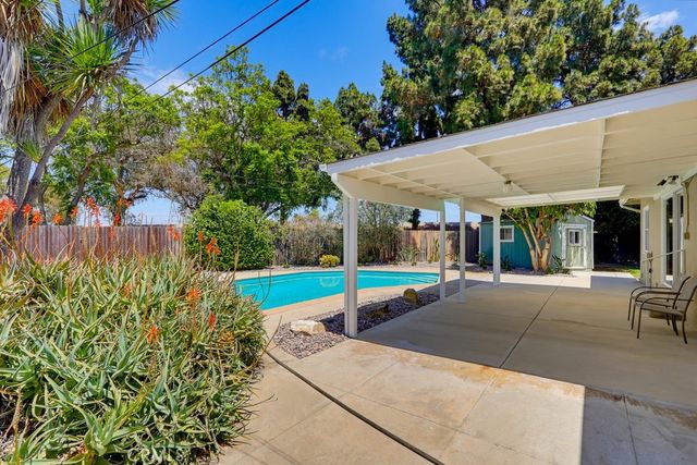 6911 E Septimo, Long Beach, CA 90815