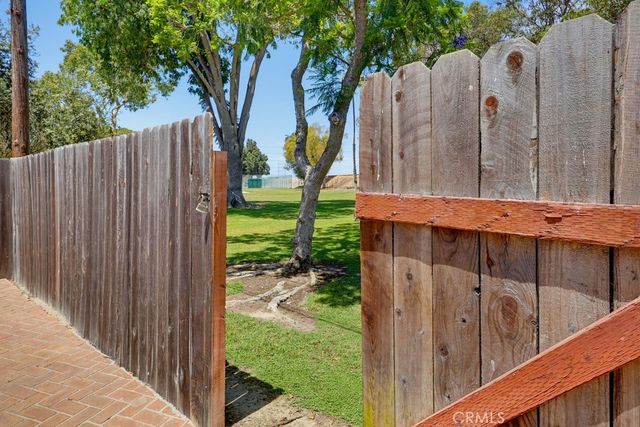 6911 E Septimo, Long Beach, CA 90815