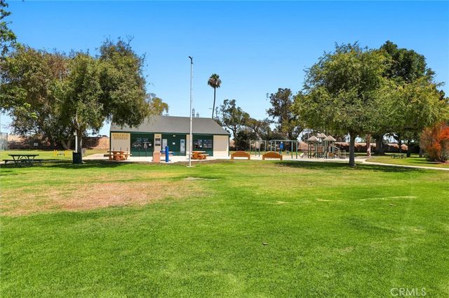 6911 E Septimo, Long Beach, CA 90815