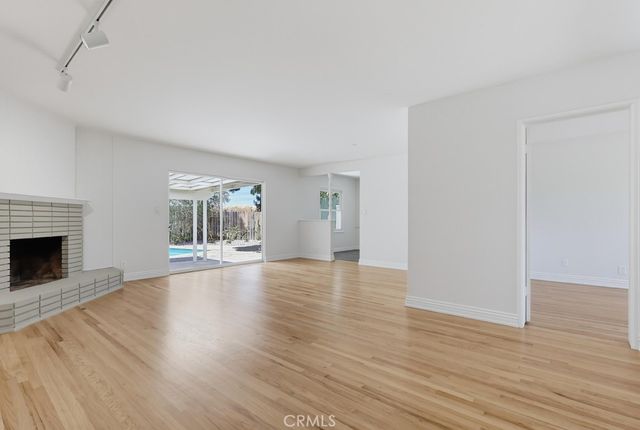 6911 E Septimo, Long Beach, CA 90815