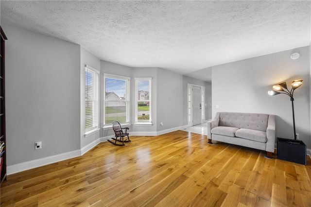 4 Wellesey Knoll, Chili, NY 14624