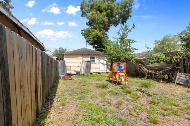 3502 Europa Street, Houston, TX 77022