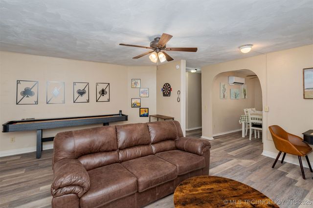 12181 Drew Avenue, Kingston, OK 73439