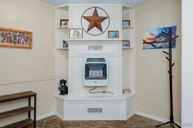 12181 Drew Avenue, Kingston, OK 73439