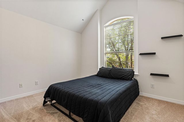 819 Hills Creek Drive, Mckinney, TX 75072