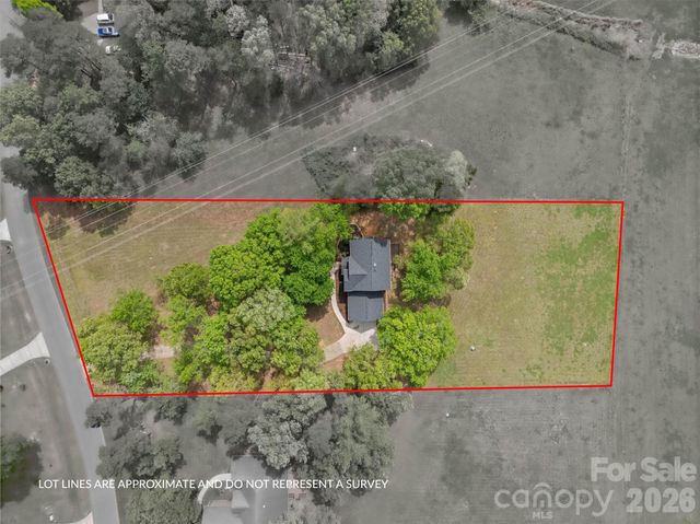 3209 Stump Lake Drive, Monroe, NC 28110