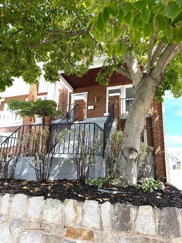 809 DELAFIELD NW, Washington, DC 20011