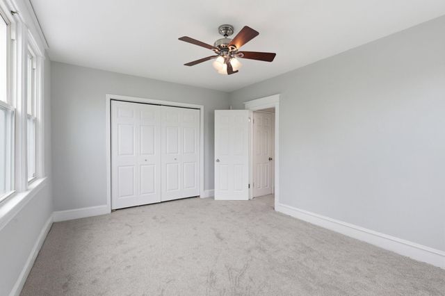 809 DELAFIELD NW, Washington, DC 20011