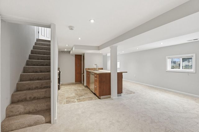 809 DELAFIELD NW, Washington, DC 20011