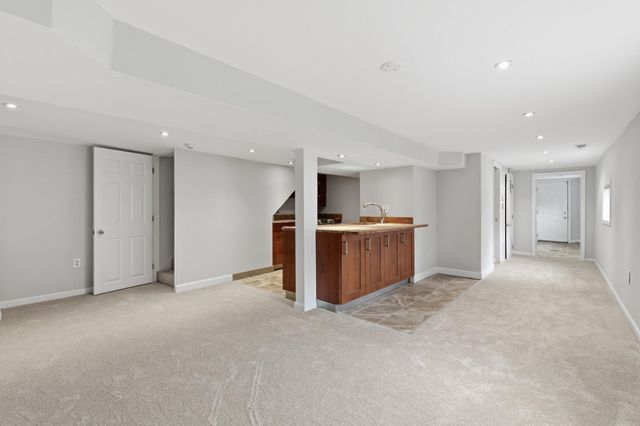 809 DELAFIELD NW, Washington, DC 20011