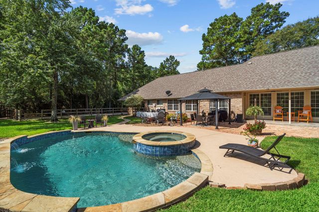 28126 Walnut Creek Court, Magnolia, TX 77355
