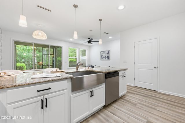 55 CANARY PALM Court, Ponte Vedra, FL 32081