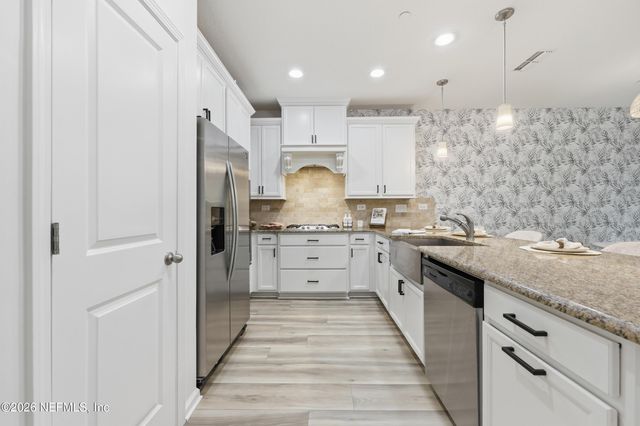 55 CANARY PALM Court, Ponte Vedra, FL 32081