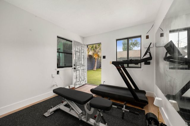 1054 Gardenia Drive, Houston, TX 77018