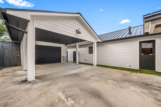 1054 Gardenia Drive, Houston, TX 77018