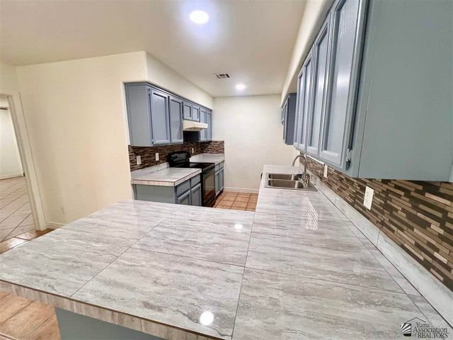 4890 W 21 Pl, Yuma, AZ 85364