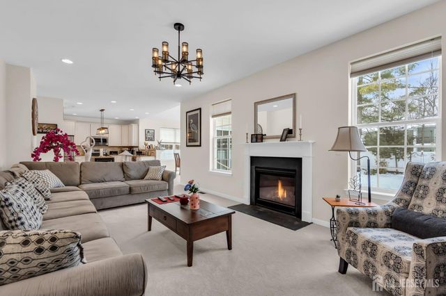 81 N Locust Avenue N A, Evesham, NJ 08053