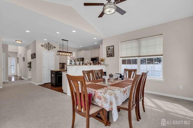 81 N Locust Avenue N A, Evesham, NJ 08053