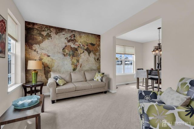 81 N Locust Avenue N A, Evesham, NJ 08053